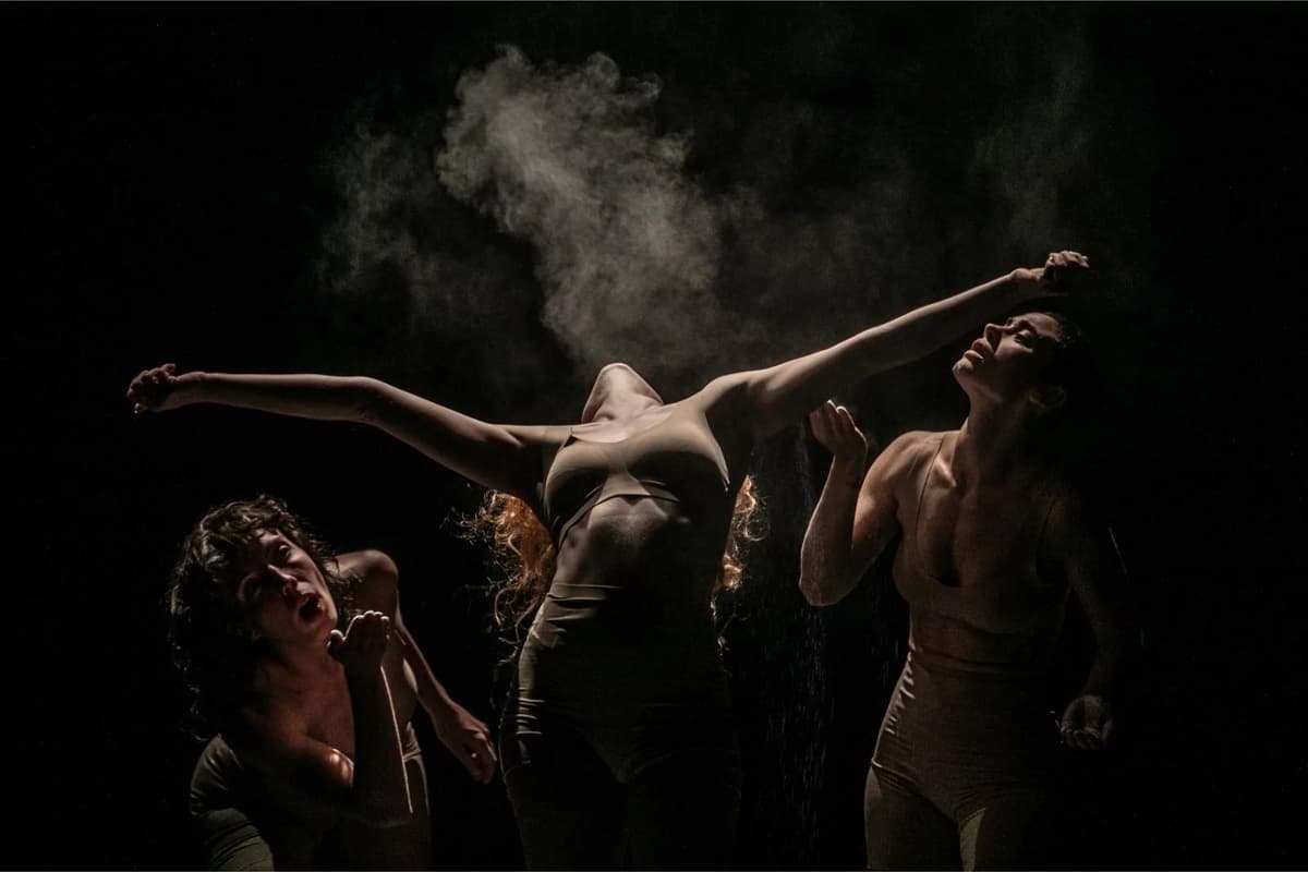 BUENAS HIERBAS Image 1