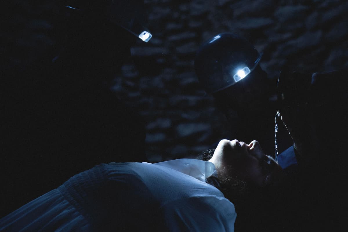 CARBONARI 3 11 1975 Image 3